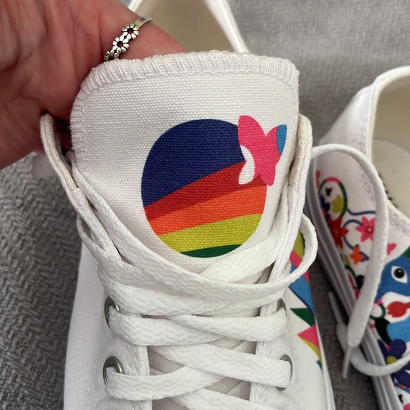 Converse Chuck Taylor All Star Pride Sneaker Shoes NWOB size 11 - Picture 8 of 8